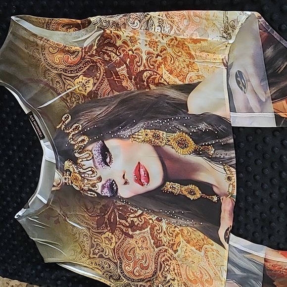 Womens Sheer used  open back blouse with  a few Rhinestones size large - Picture 2 of 6